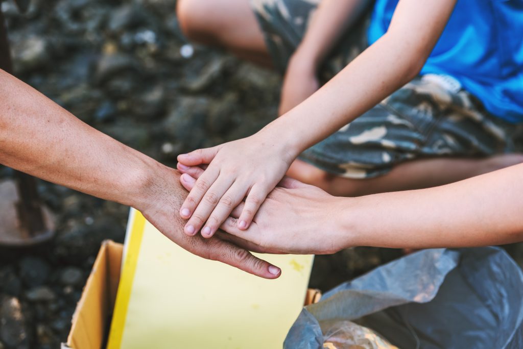 The Ultimate Guide to Community Service Scholarships: Rewarding Students for Making a Difference