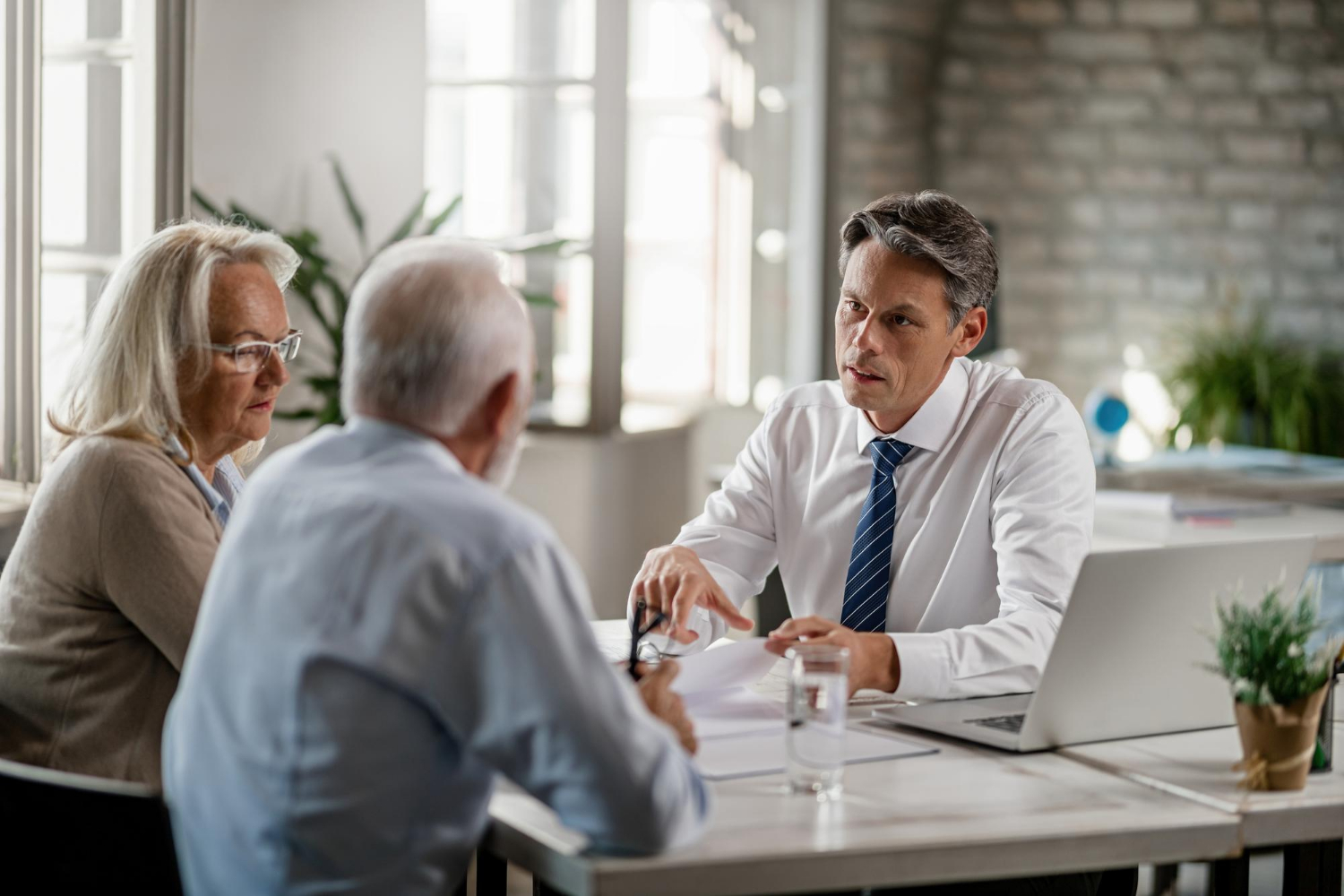 What is an Insurance Broker, and Why You Might Need One