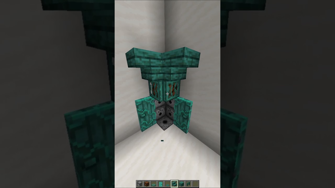 I Built the Smartest Armor Equipper in Minecraft 😂🛡️ #shorts